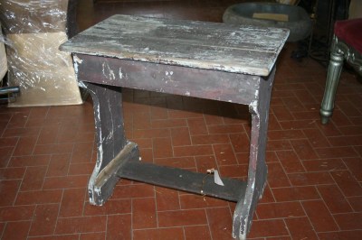 Piccolo tavolino per bambino vintage